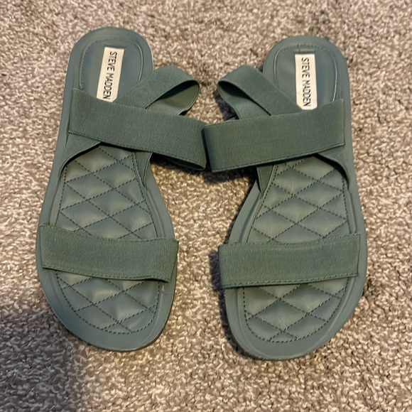Steve Madden Shoes - Olive Green Steve Madden, sandals